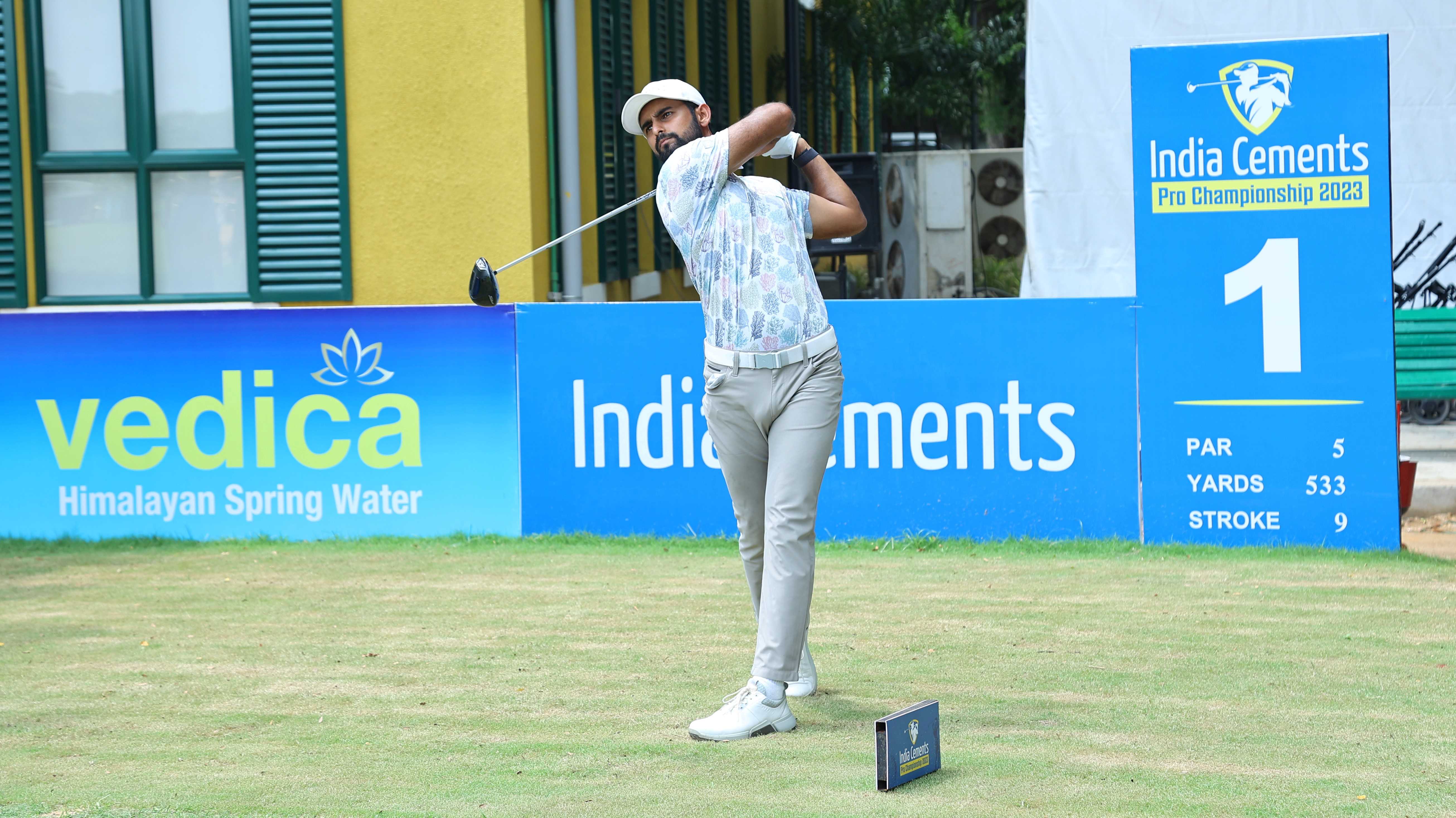 Sachin Baisoya establishes lead with 64 on day one of PGTI Players  Championship 2023